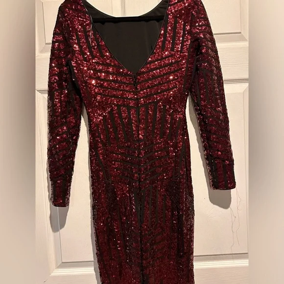 Dress the Population Emery Sequin Dress - Picture 4 of 6
